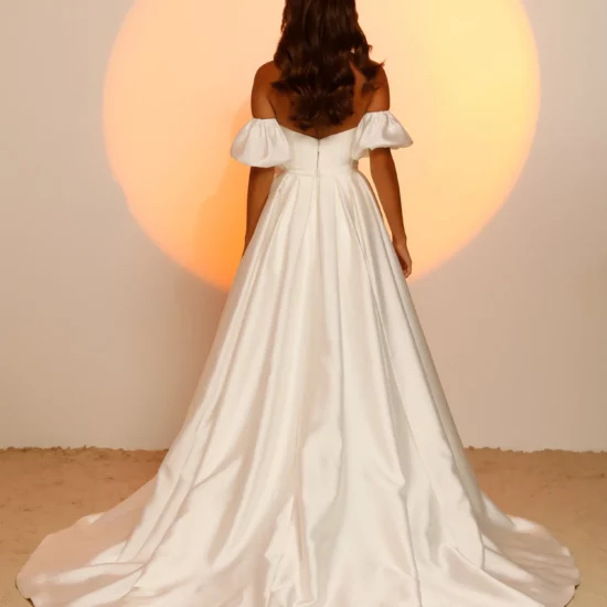 Madi Lane - Jonnie Brautkleid Rückansicht 1