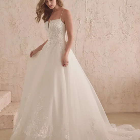 Maggie Sottero - Casey Brautkleid Vorderansicht 5