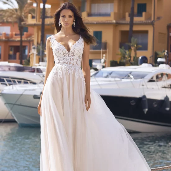Pronovias - Lavinia Brautkleid Vorderansicht 3