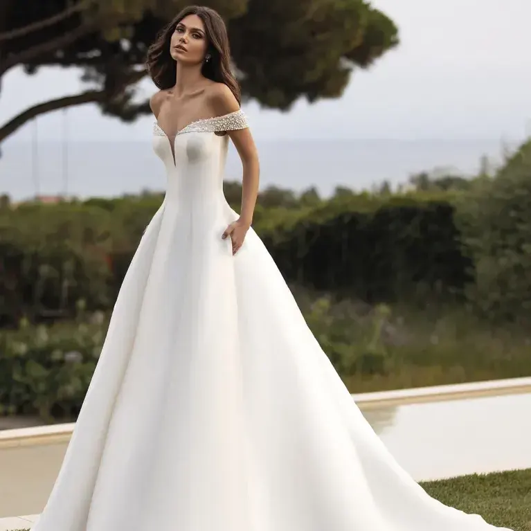 Brautkleid Rea von Pronovias – Vorschau