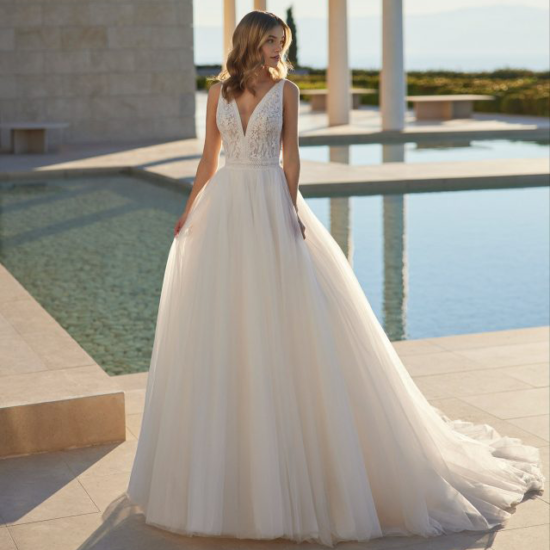 Rosa Clará - Vidya Brautkleid Vorderansicht 4