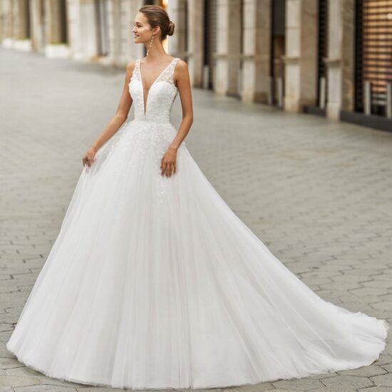 Luna Novias - Fian Brautkleid Vorderansicht 1