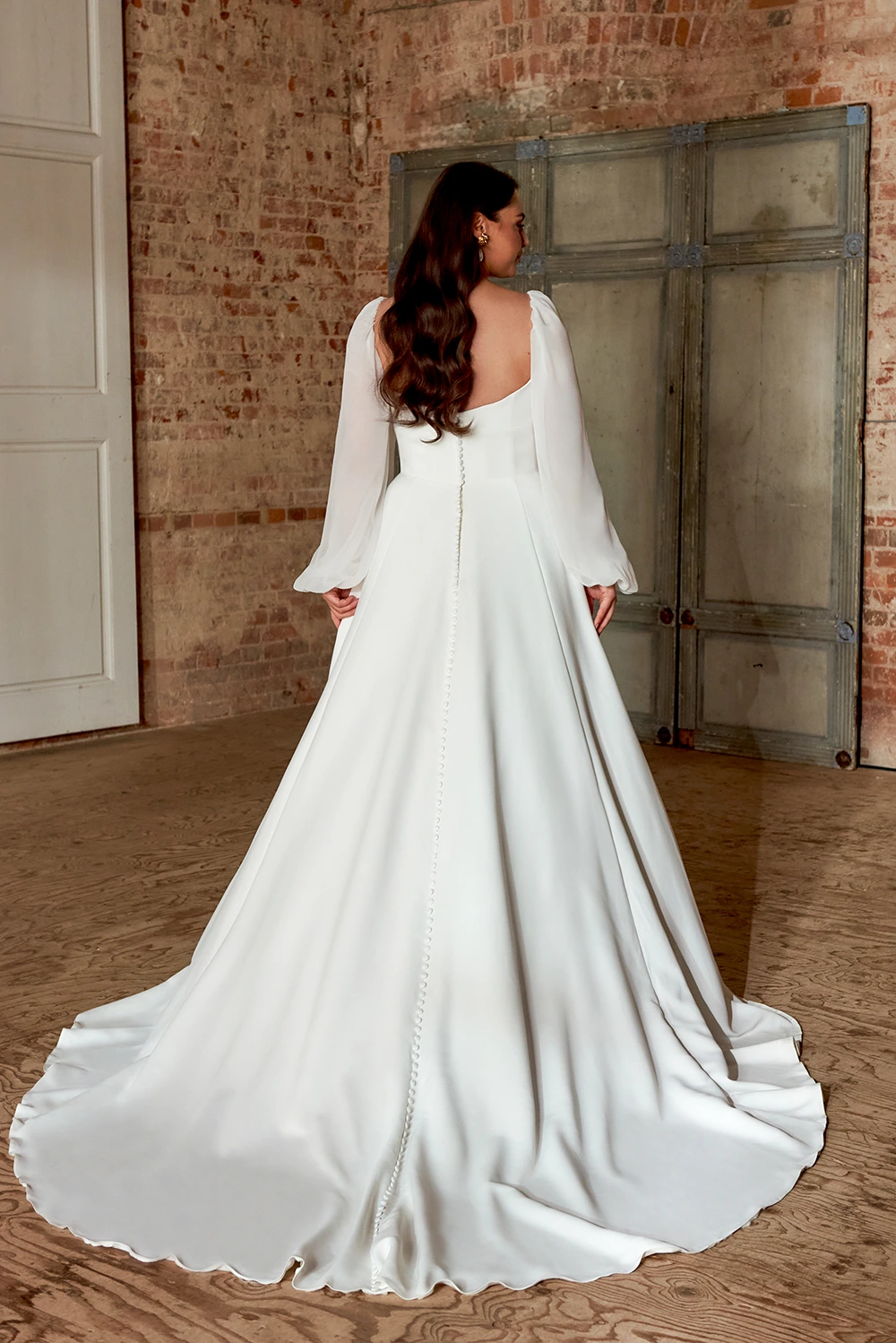 Brautkleid Modell 44509 Curvy von Sincerity – Rückenansicht