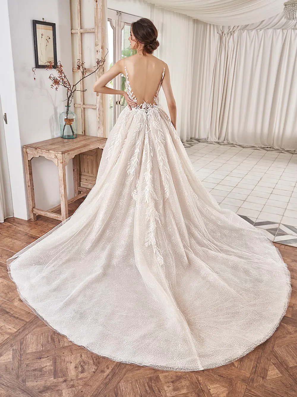 Brautkleid Abbey von PEN·LIV by Enzoani – Rücken 1