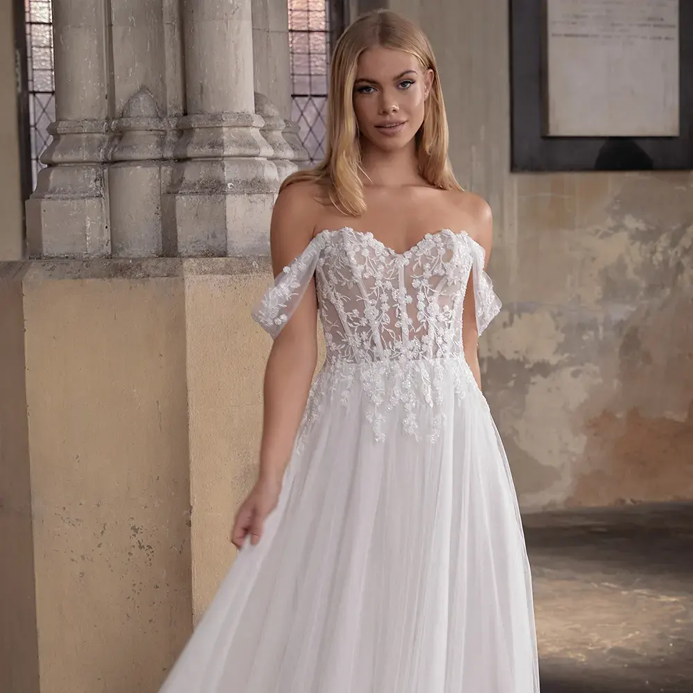 Brautkleid Leia von Adore – Vorschau