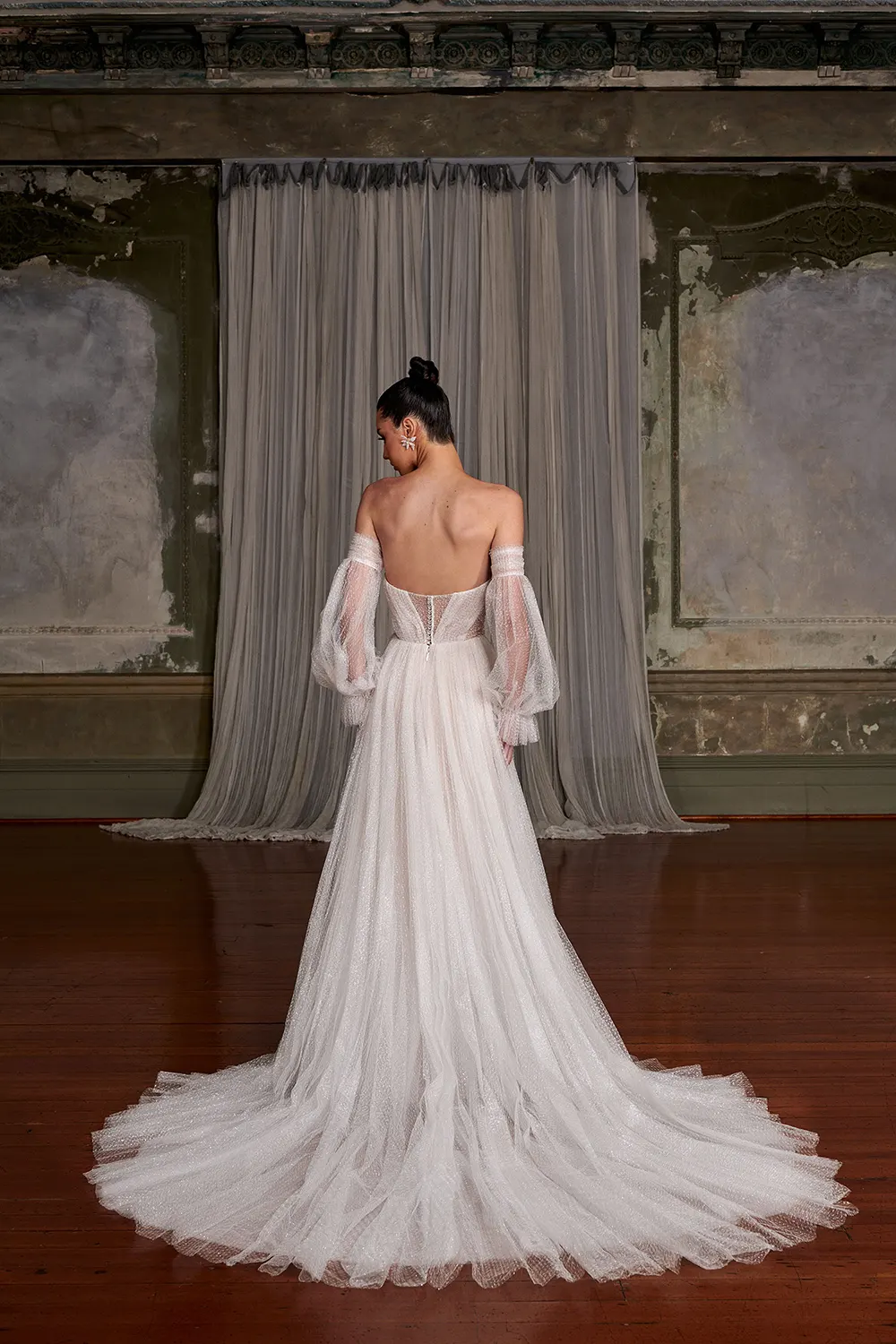 Brautkleid Lucinda von Evie Young Bridal – back 1