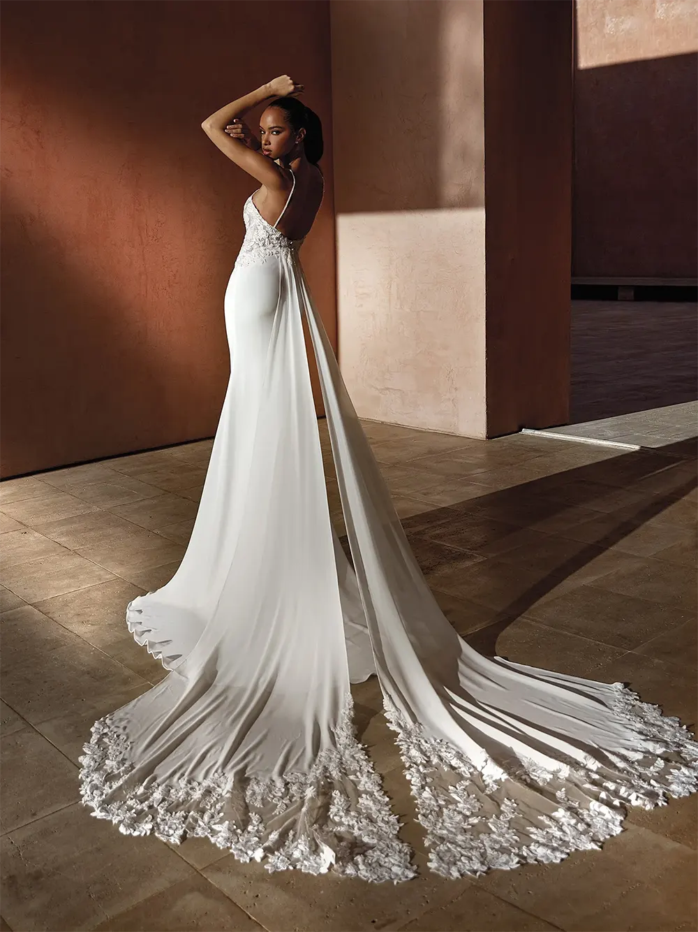 Brautkleid Roman von Pronovias – back 1