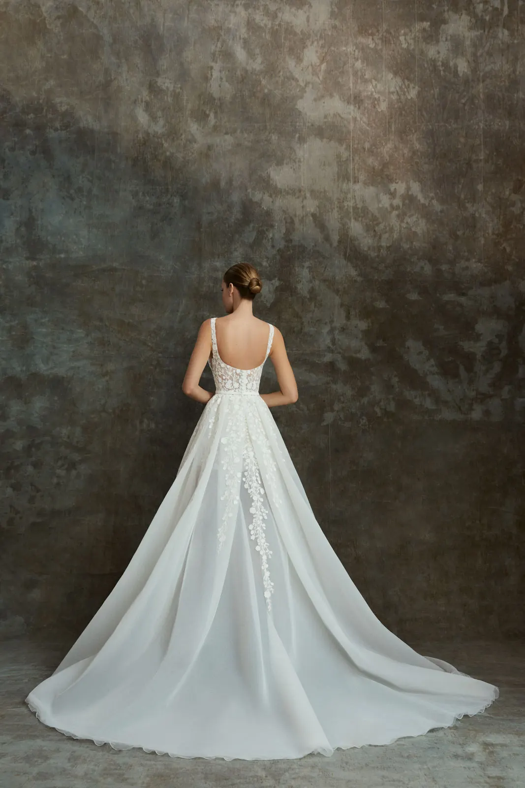 Brautkleid Giselle von Alberto Palatchi – Rückenansicht