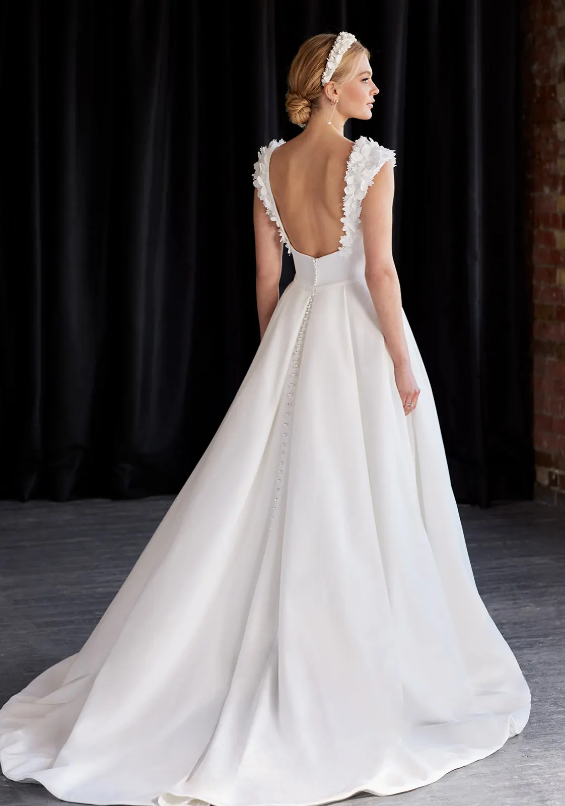 Brautkleid Lara von Ellis Bridals – back 1
