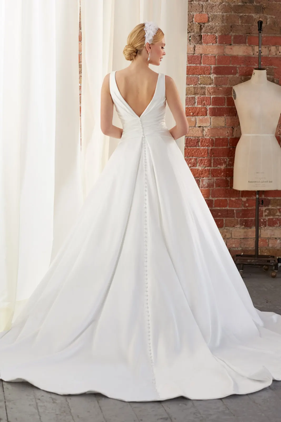 Brautkleid Roisin von Ellis Bridals – back