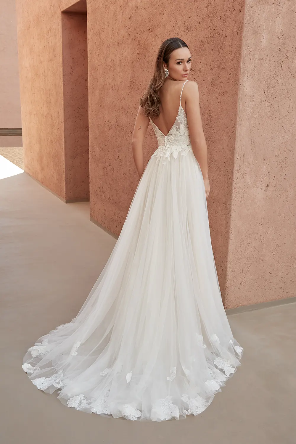 Brautkleid Matilda von Adore – Rückansicht