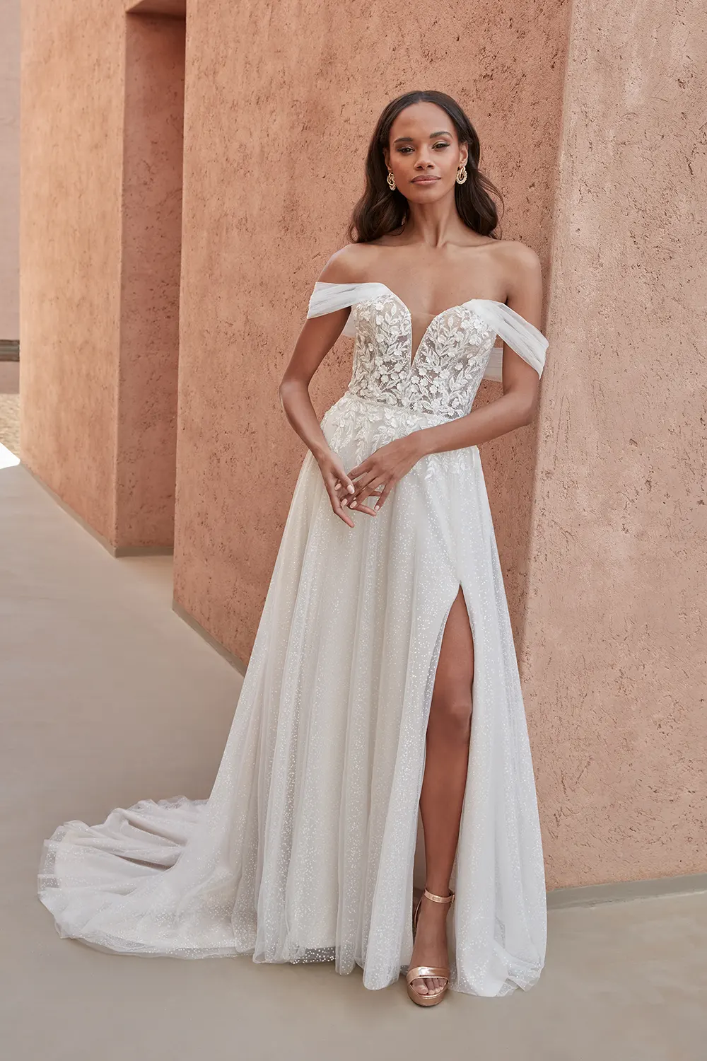 Brautkleid Ana von Adore – Vorschau