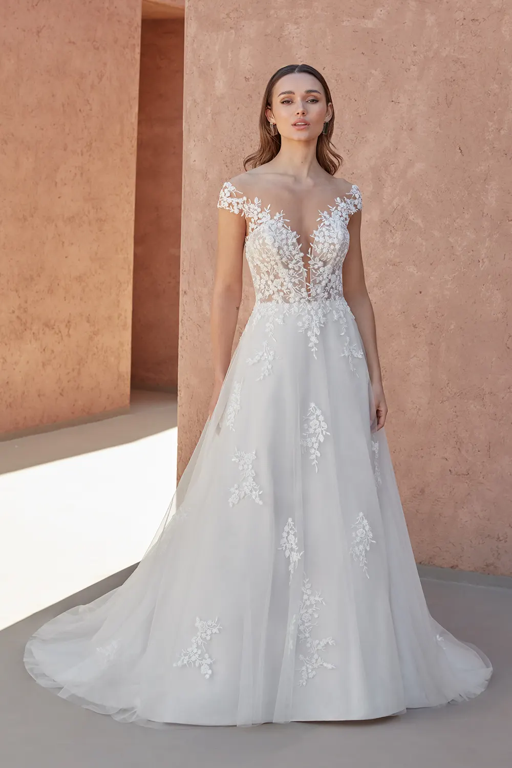 Brautkleid Aelin von Adore – Vorderansicht