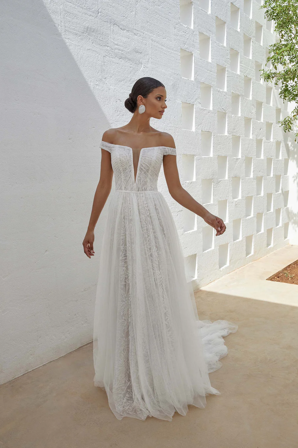 Brautkleid Inesa von Adore – Vorschau