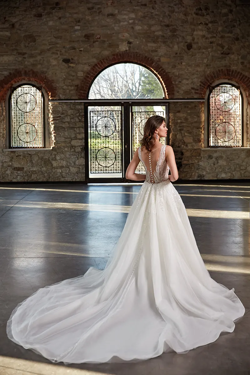 Brautkleid Abby von Eddy K – Rückenansicht