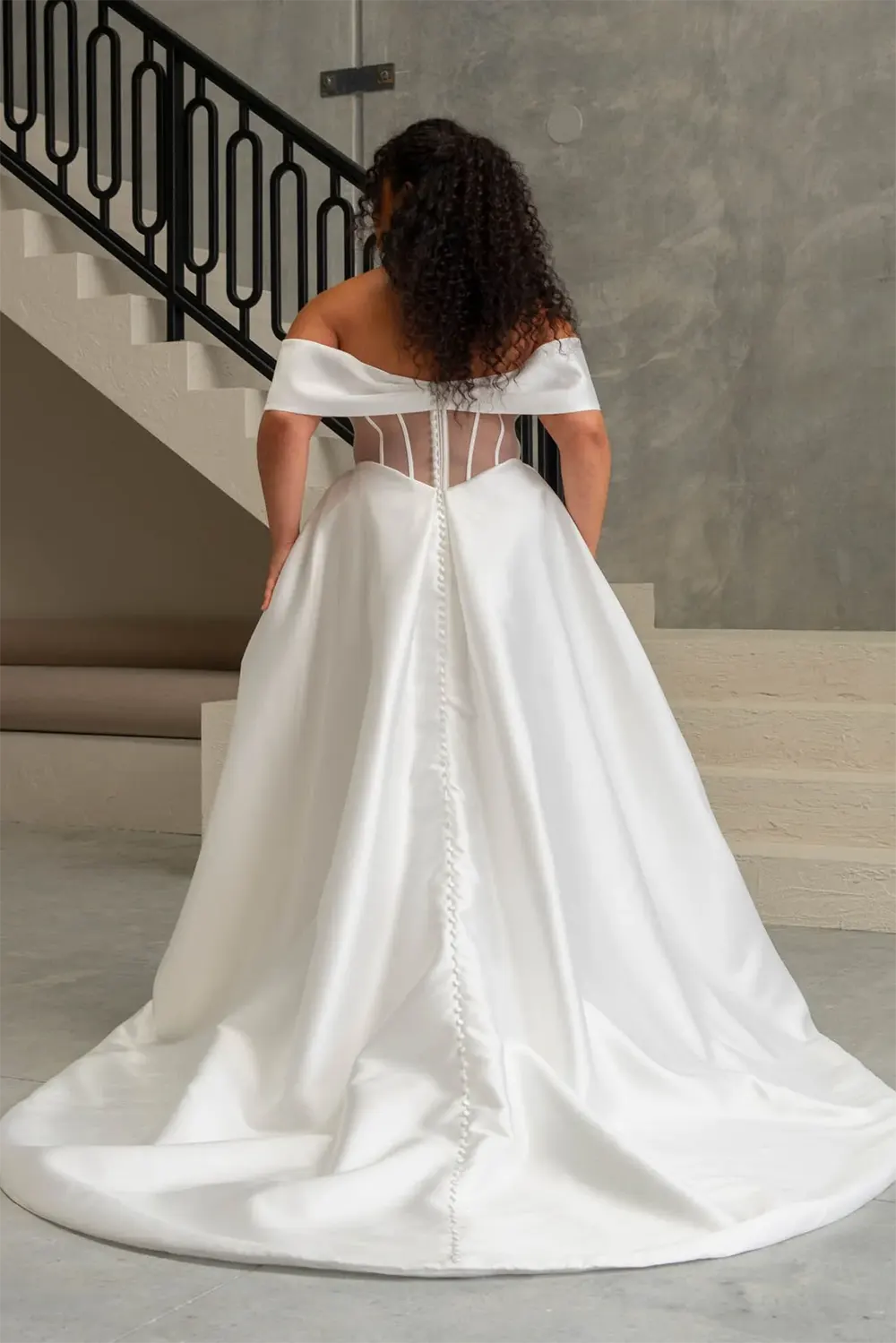 Brautkleid Effie von Evie Young Bridal – Rückenansicht