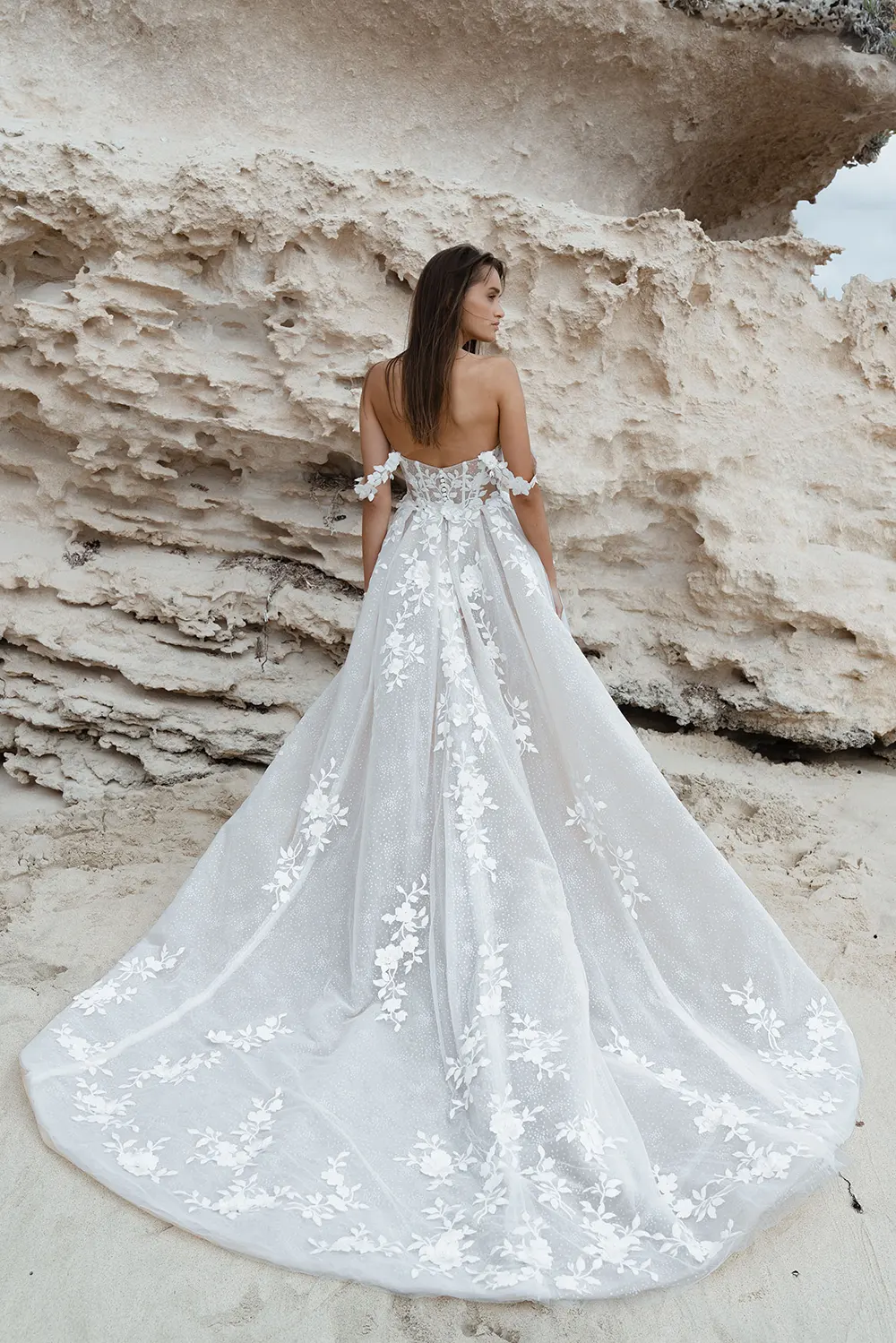 Brautkleid Alaska von Jeune Bridal – Rückenansicht