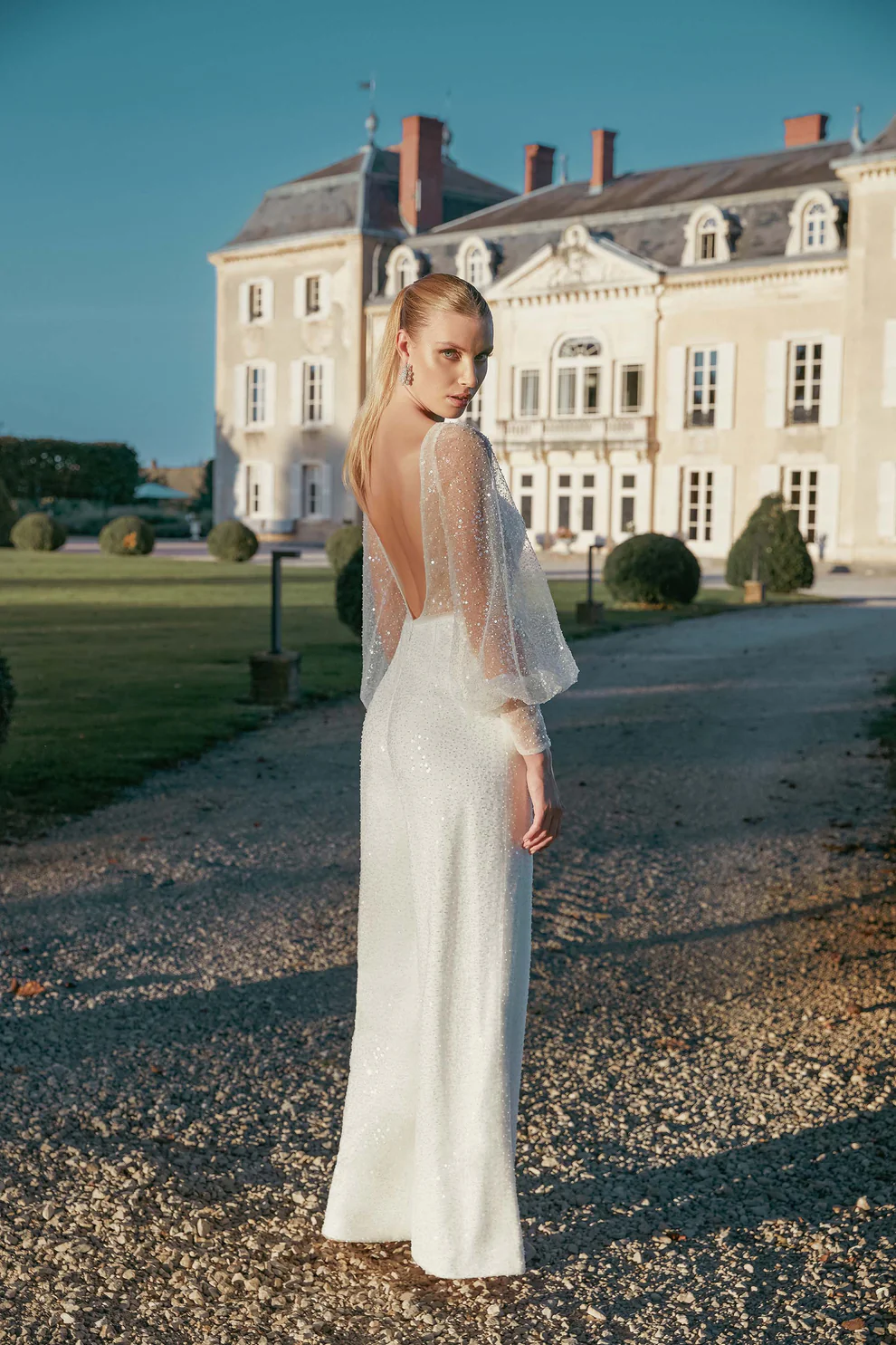 Jumpsuit 44452 von Sincerity Bridal – Rückenansicht seitlich