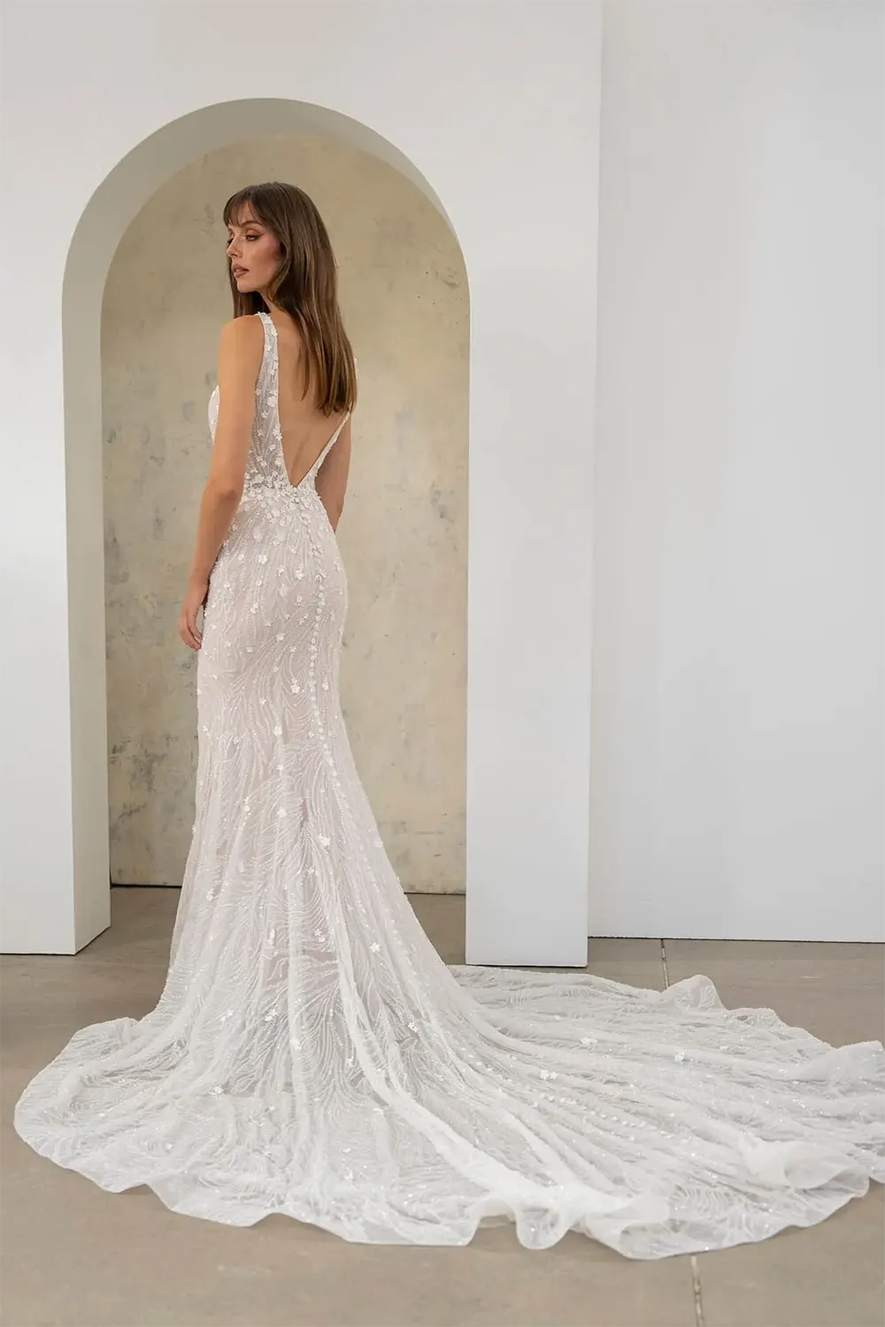 Brautkleid Bristol von Jeune Bridal – Rückenansicht Schleppe