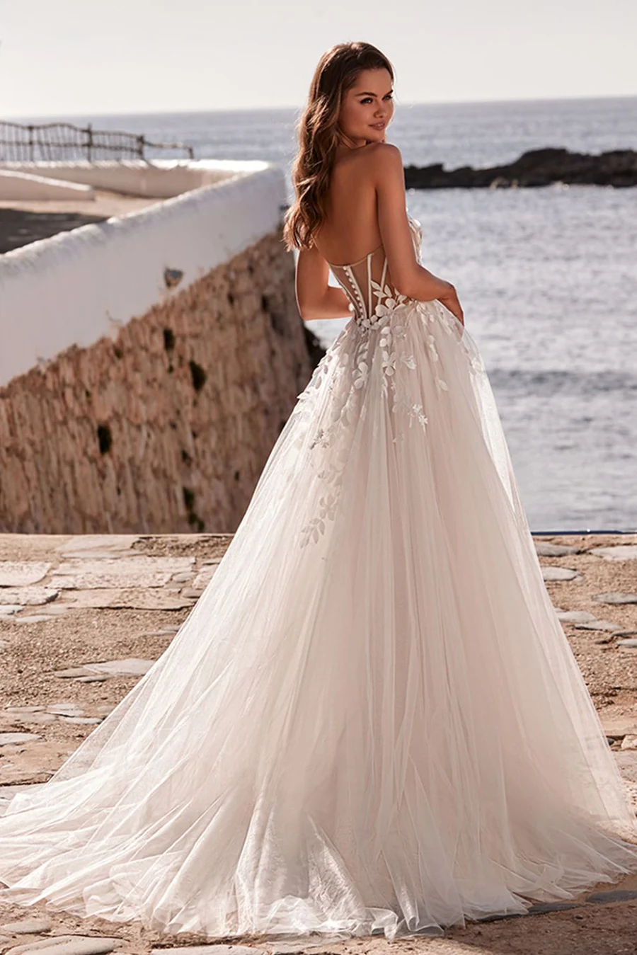 Brautkleid Dream von Love by Enzoani – Rückenansicht