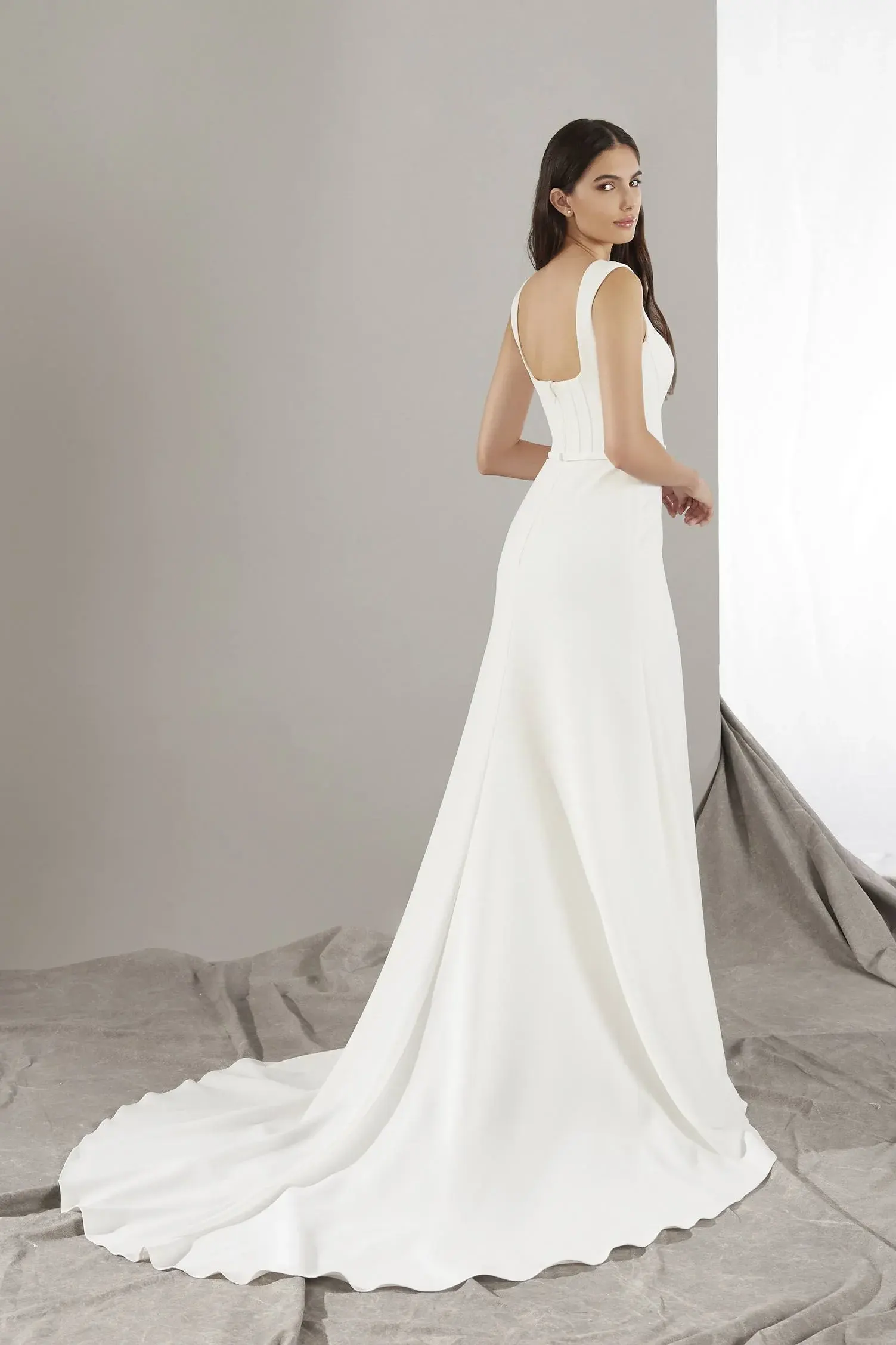 Brautkleid Holane von Pronovias – Rückenansicht