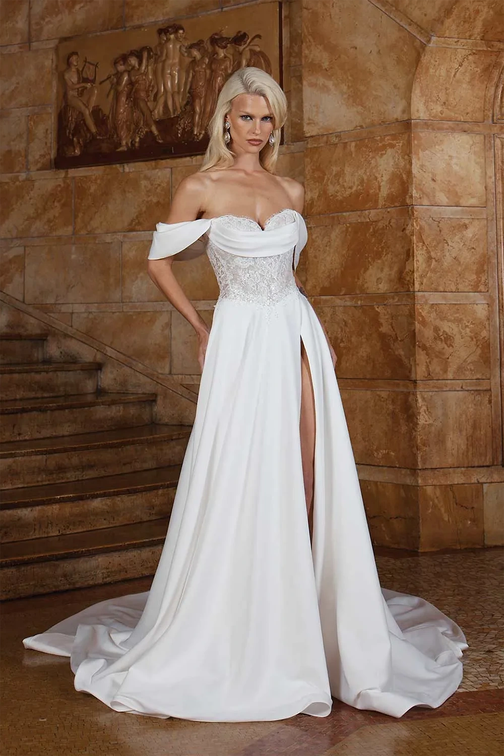 Brautkleid Carine von Evie Young Bridal – Vorschau