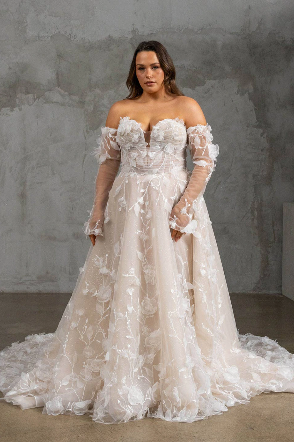 Brautkleid Modell Juno Curvy von Jeune Bridal – Vorschau