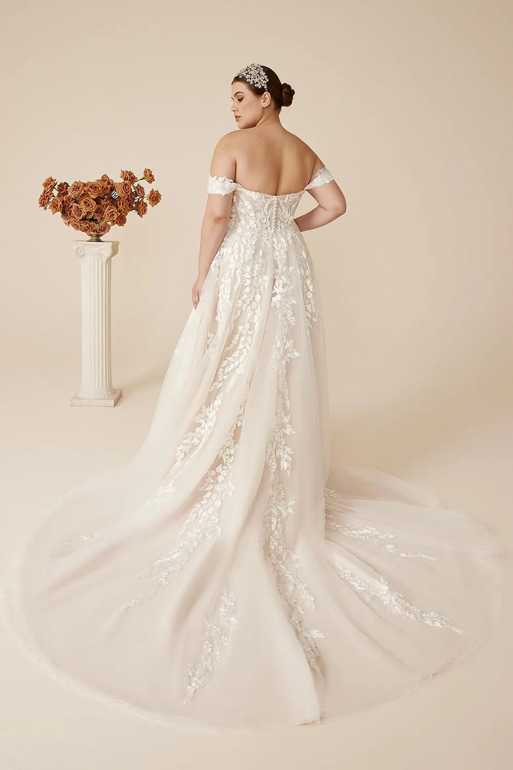 Brautkleid Modell Carlee Curvy von Justin Alexander – Rückenansicht