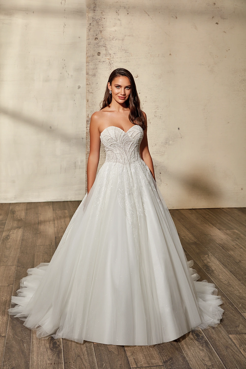 Brautkleid Modell Keira von Eddy K – Vorschau