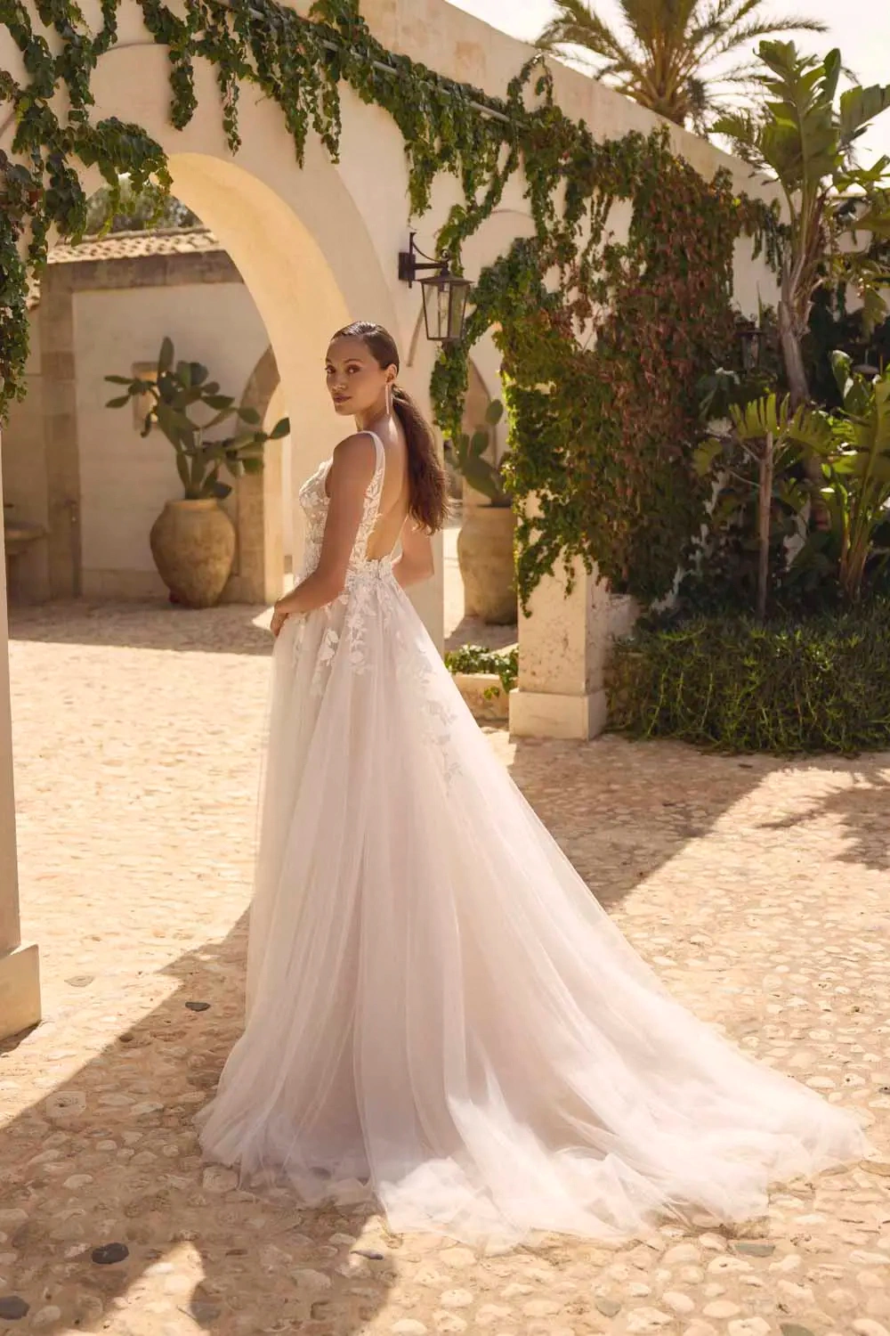 Brautkleid Modell Grea von Modeca – Rückenansicht