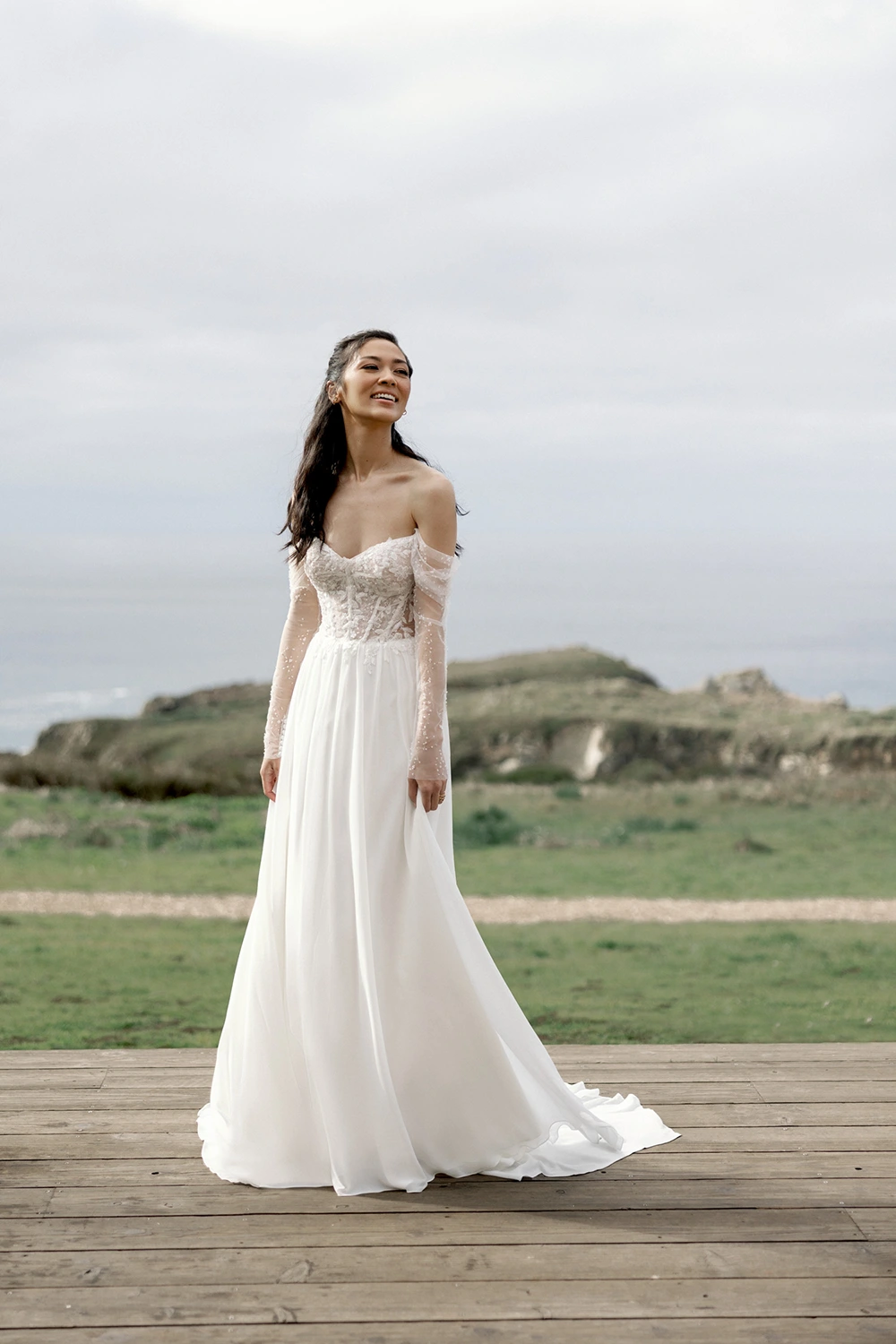 Brautkleid Modell Aurelia von Adore – Vorschau