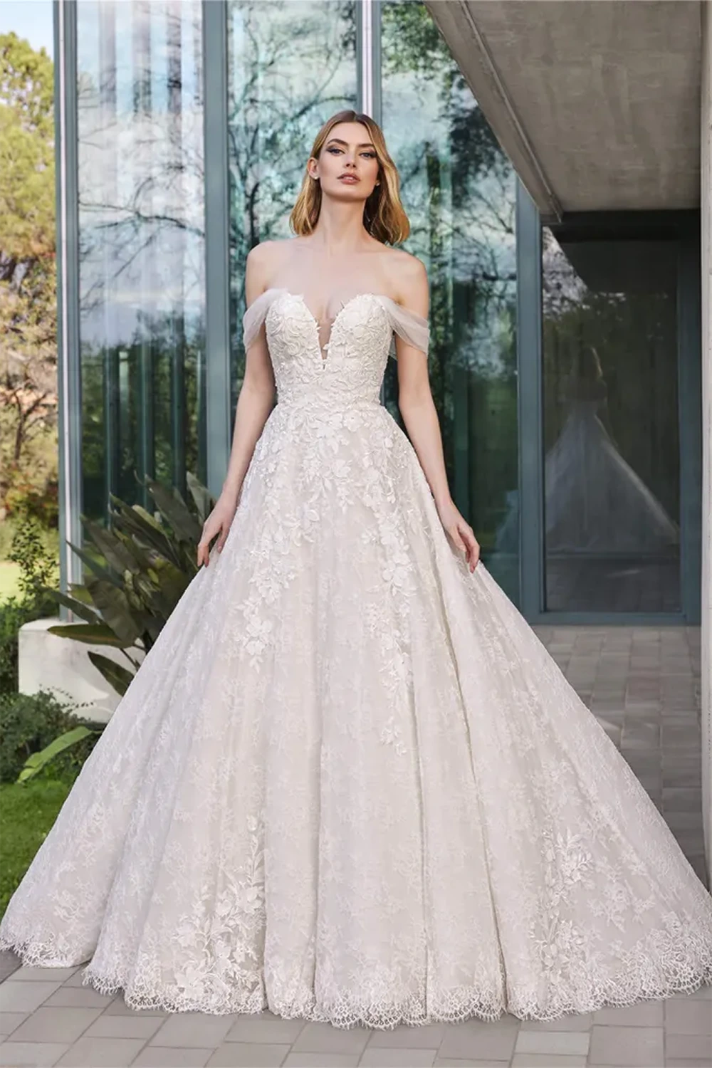 Brautkleid Modell Leily von Pronovias – Vorschau