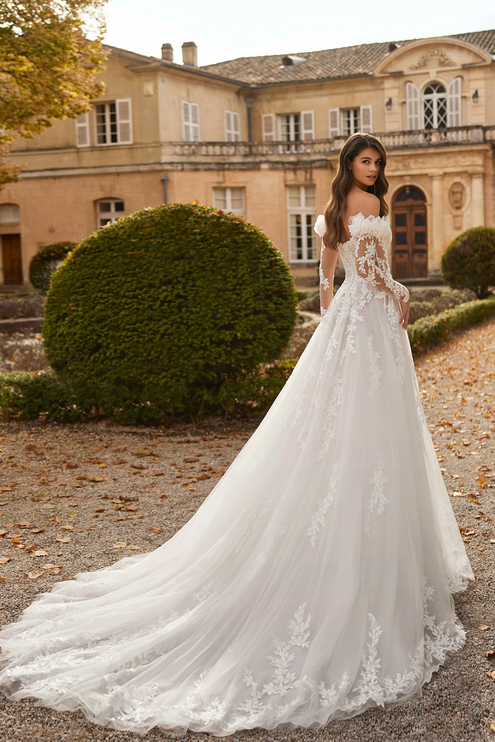 Brautkleid Modell Vaida von Rosa Clara – Rückenansicht