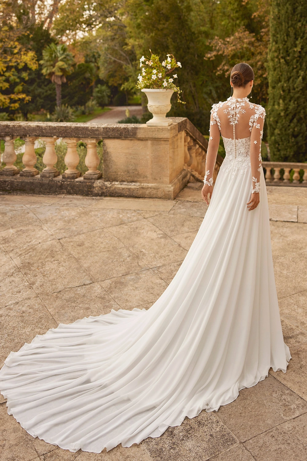 Brautkleid Modell Volney von Rosa Clara – Rückenansicht