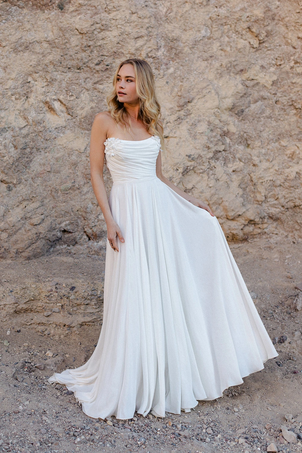 Brautkleid Modell Eyre von Allure Bridals – Vorschau