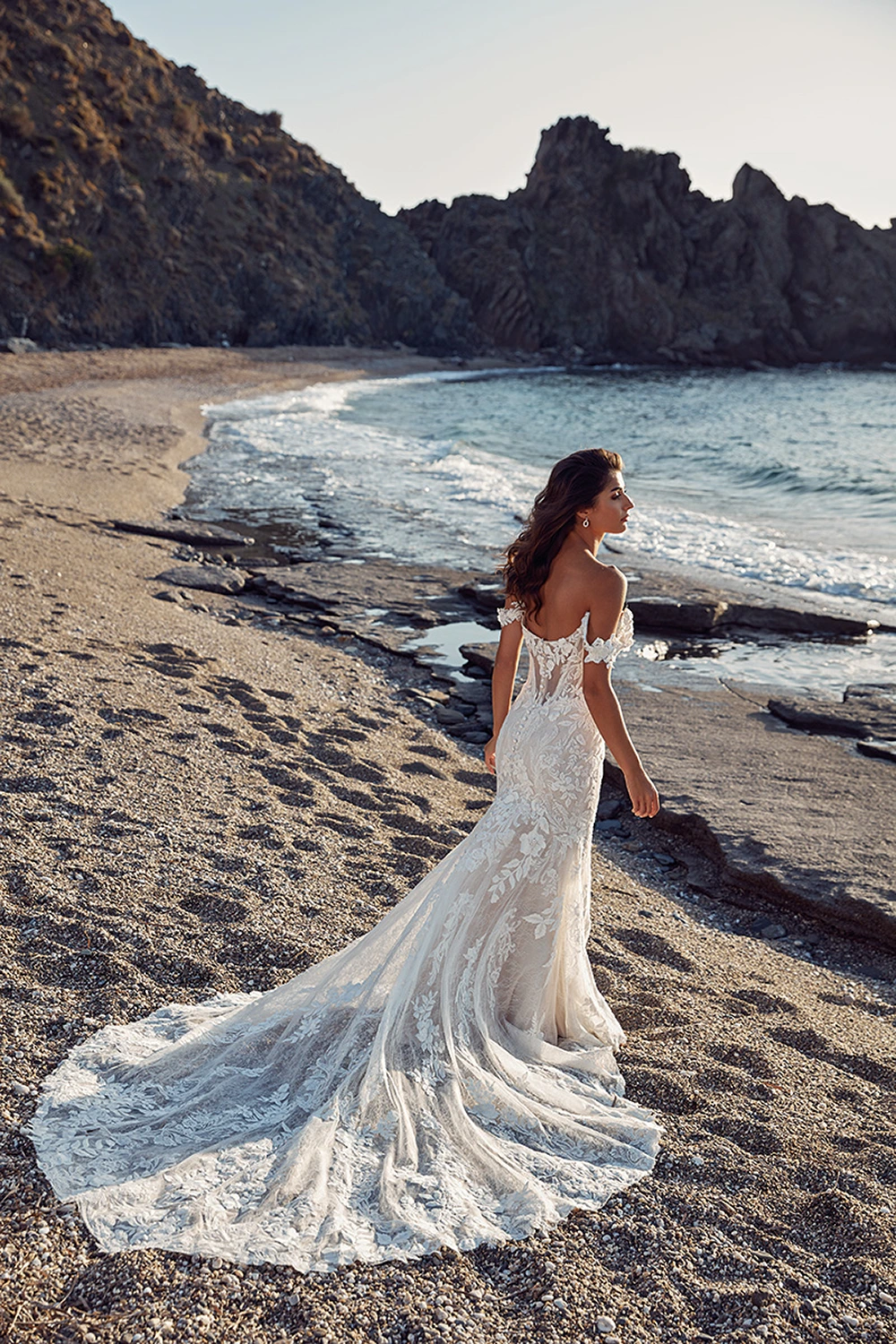 Brautkleid Modell Amora von Eddy K – Rückenansicht