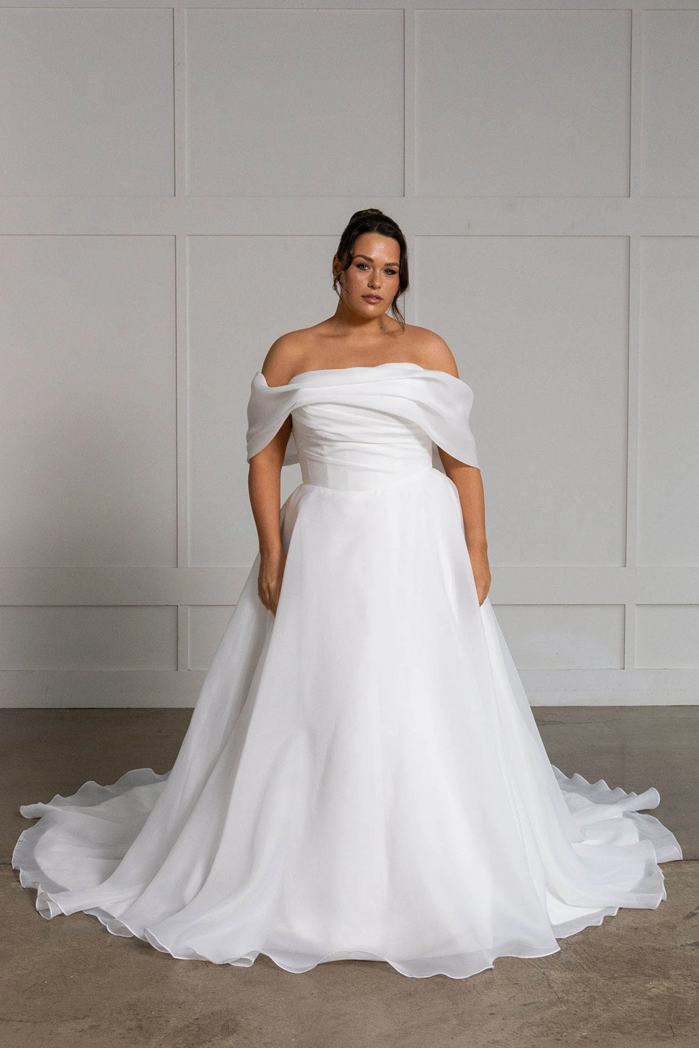 Brautkleid Modell Lissy Curvy von Madi Lane – Vorschau