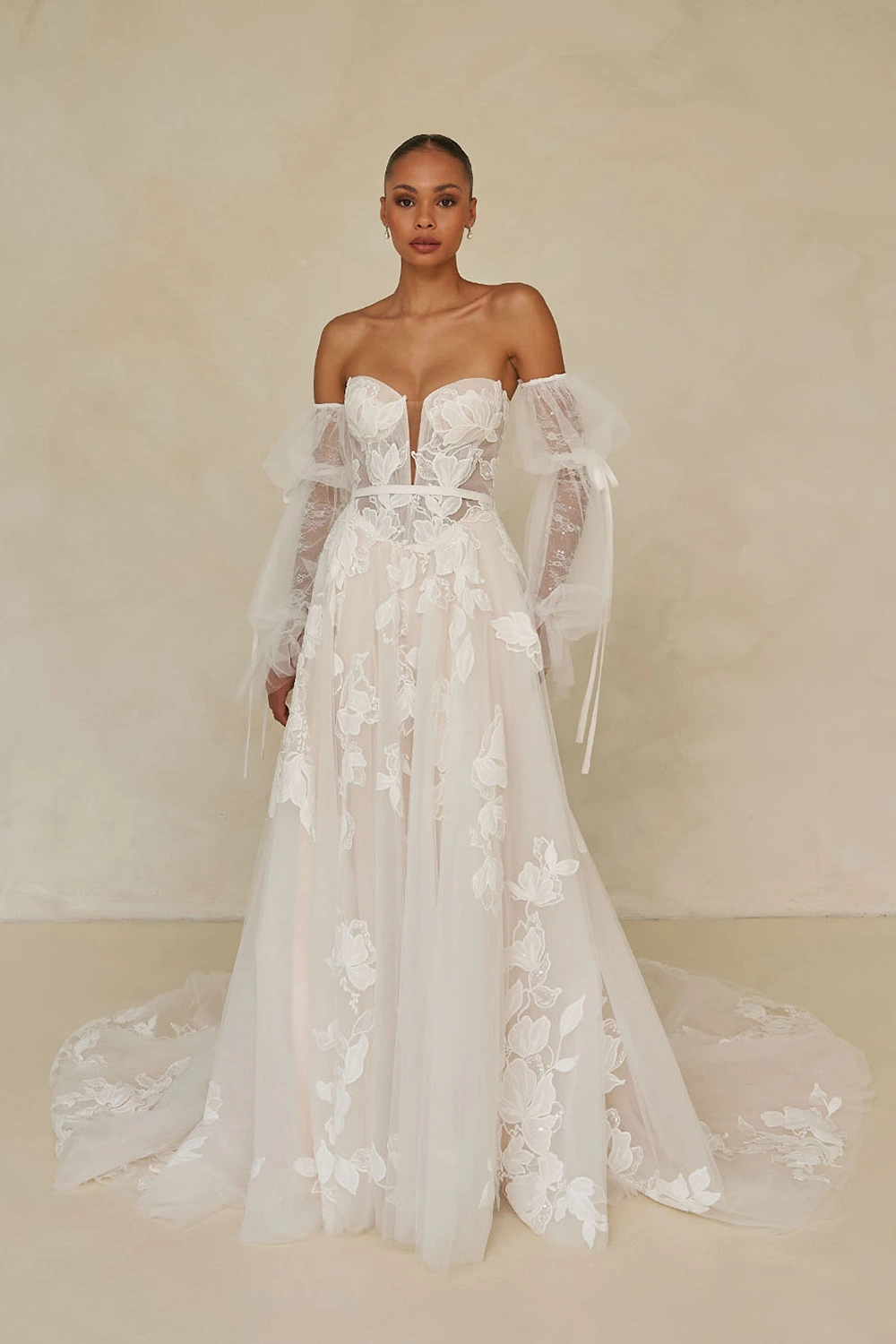 Brautkleid Modell Walker von Madi Lane – Vorschau