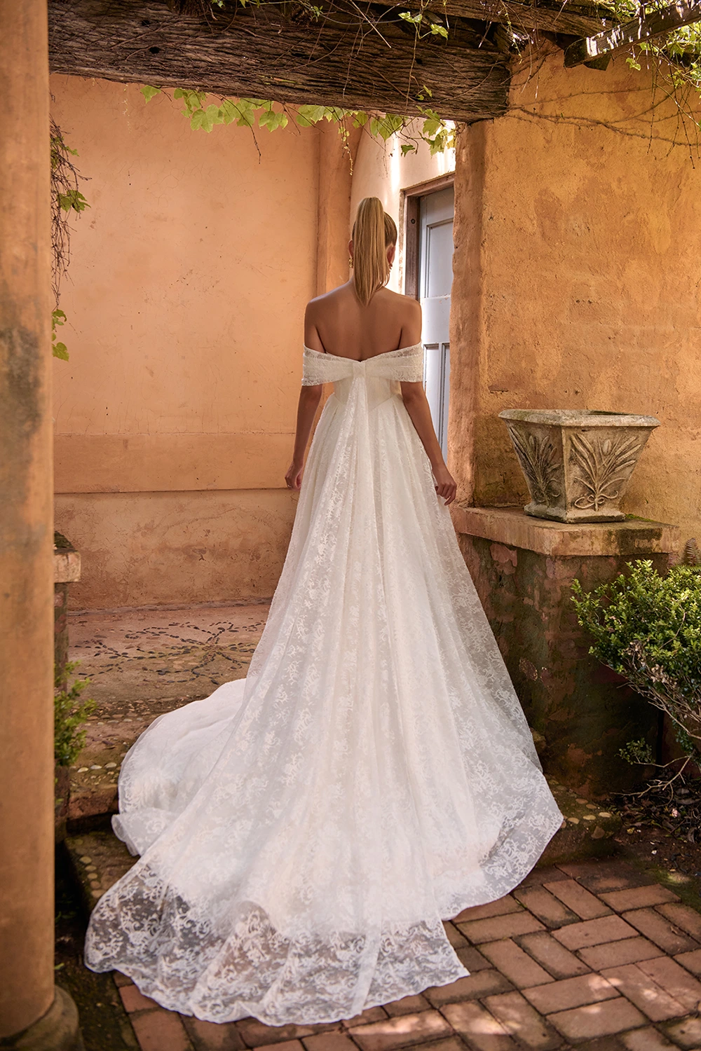 Brautkleid Modell Westyn von Madi Lane – Rückenansicht