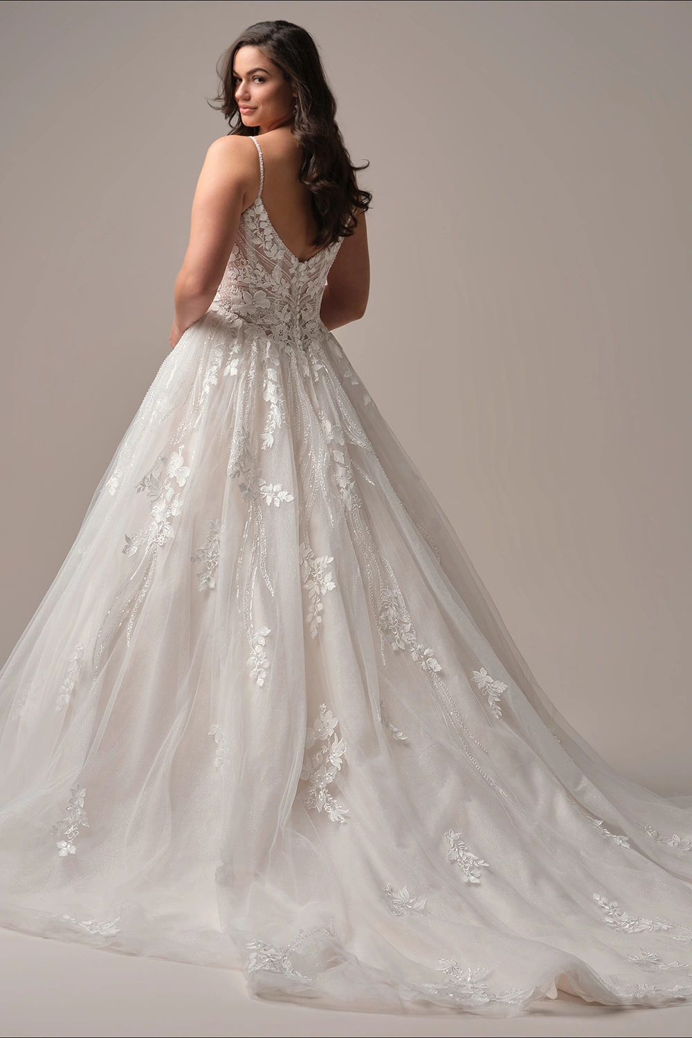 Brautkleid Modell Liberty Curvy von Maggie Sottero – Rückenansicht