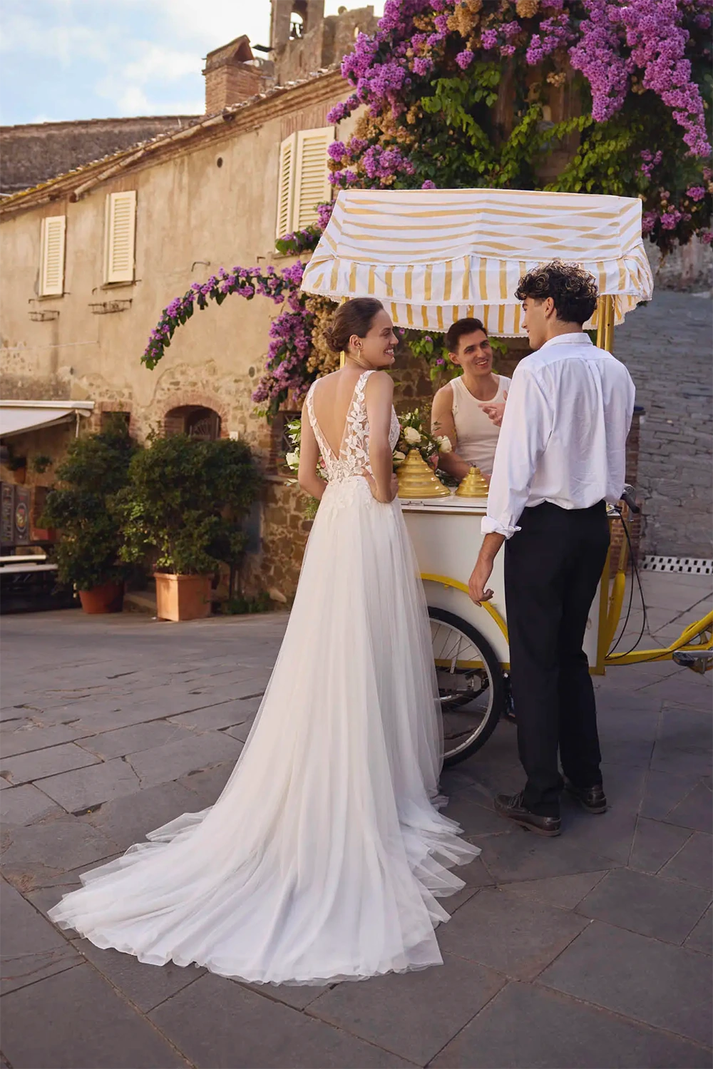 Brautkleid Modell Gabby von Modeca â RĂźckenansicht