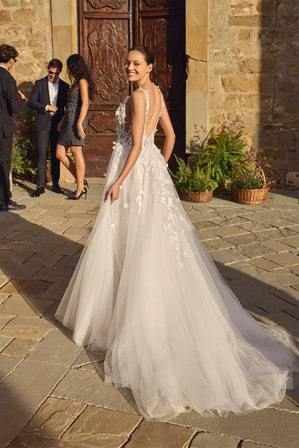 Brautkleid Modell Galina von Modeca – Rückenansicht