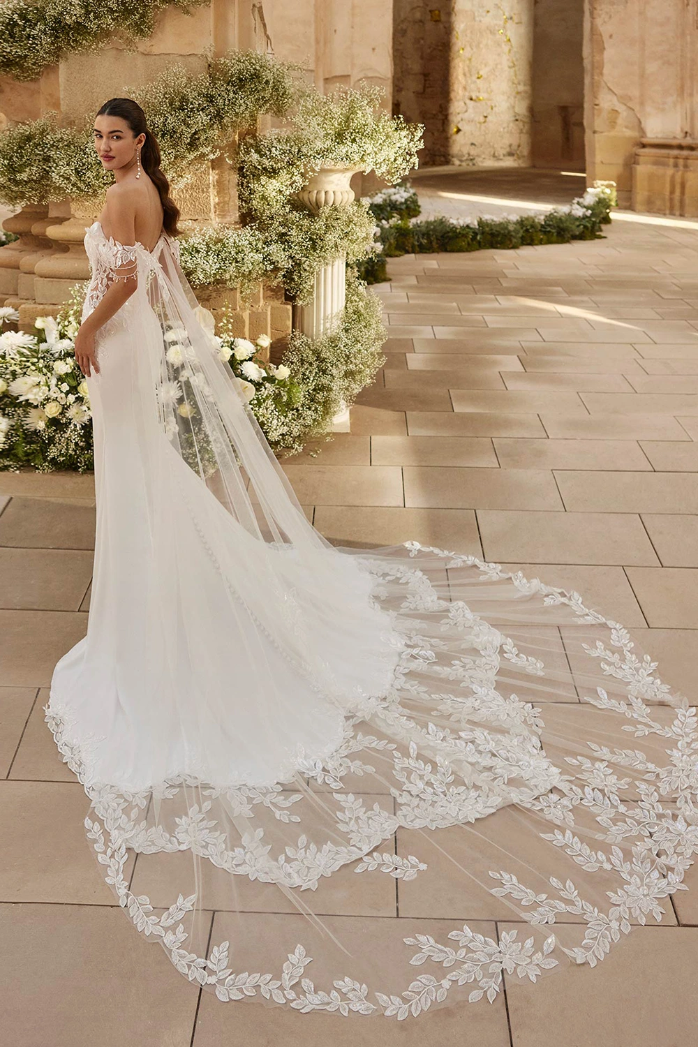 Brautkleid Modell Marina von Aire Barcelona – Rückenausschnitt