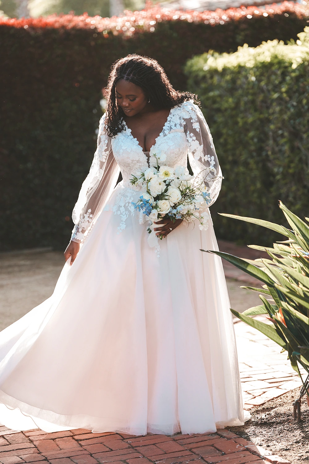 Brautkleid Modell W503 Curvy von Allure Bridals – Vorschau