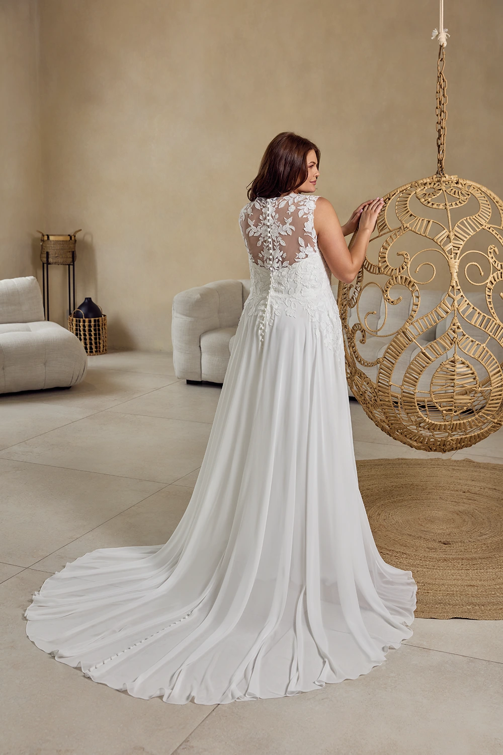 Brautkleid Modell Emery von Eddy K – Rückenansicht