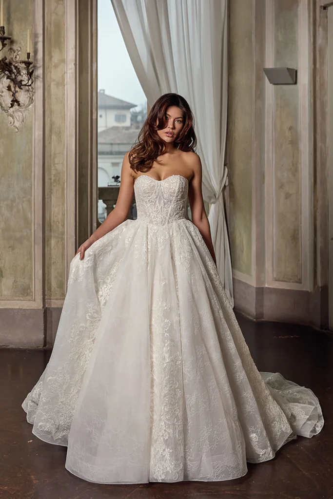 Brautkleid Modell Toulouse von Eddy K – Vorschau