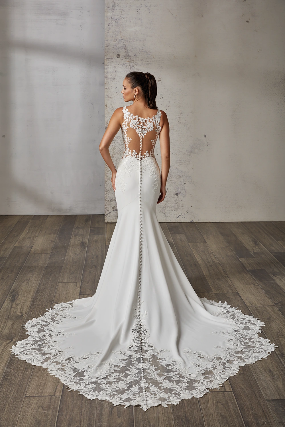 Brautkleid Modell Tracy von Eddy K – Rückenansicht