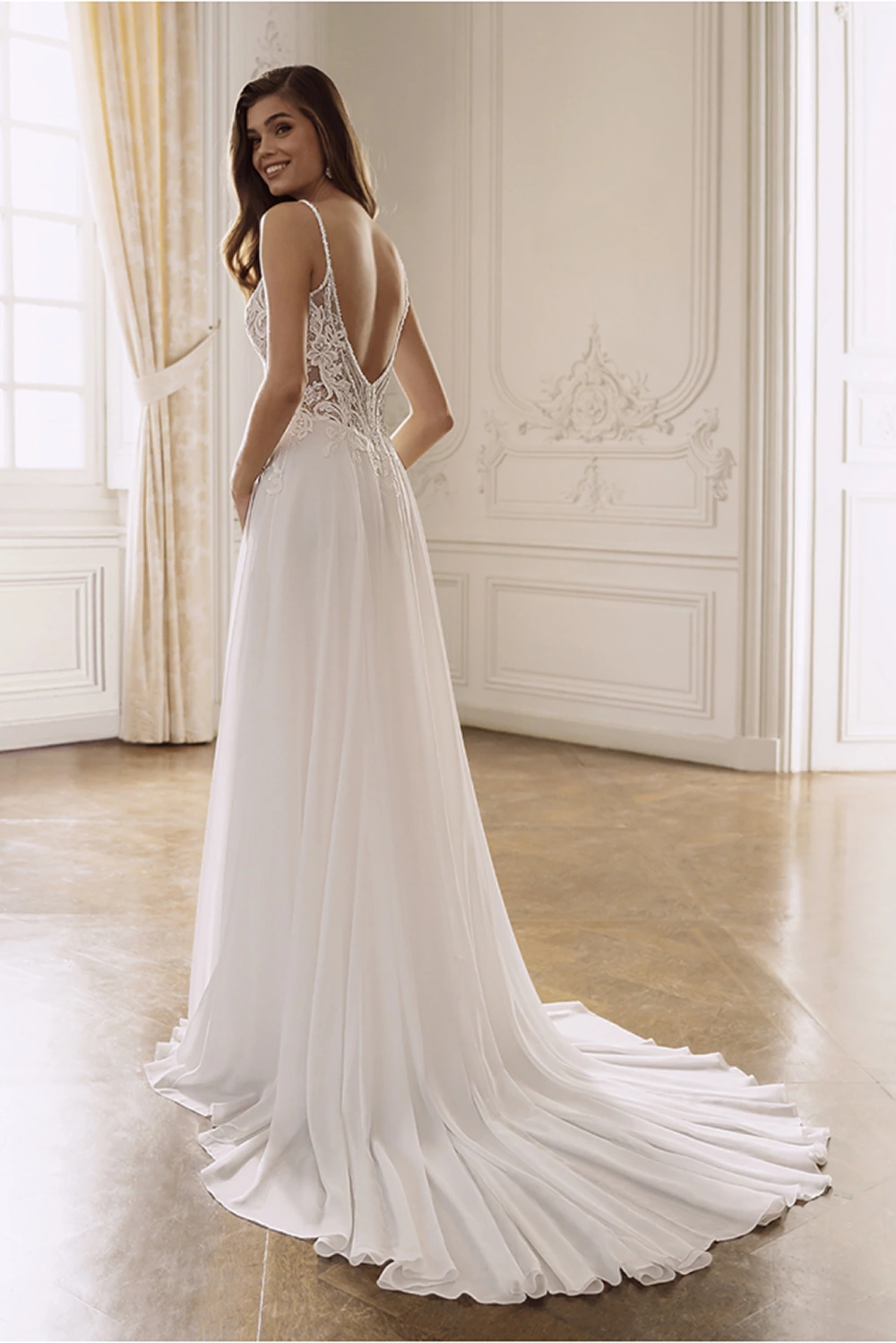 Brautkleid Modell Fahari von Etoile – Rückenansicht