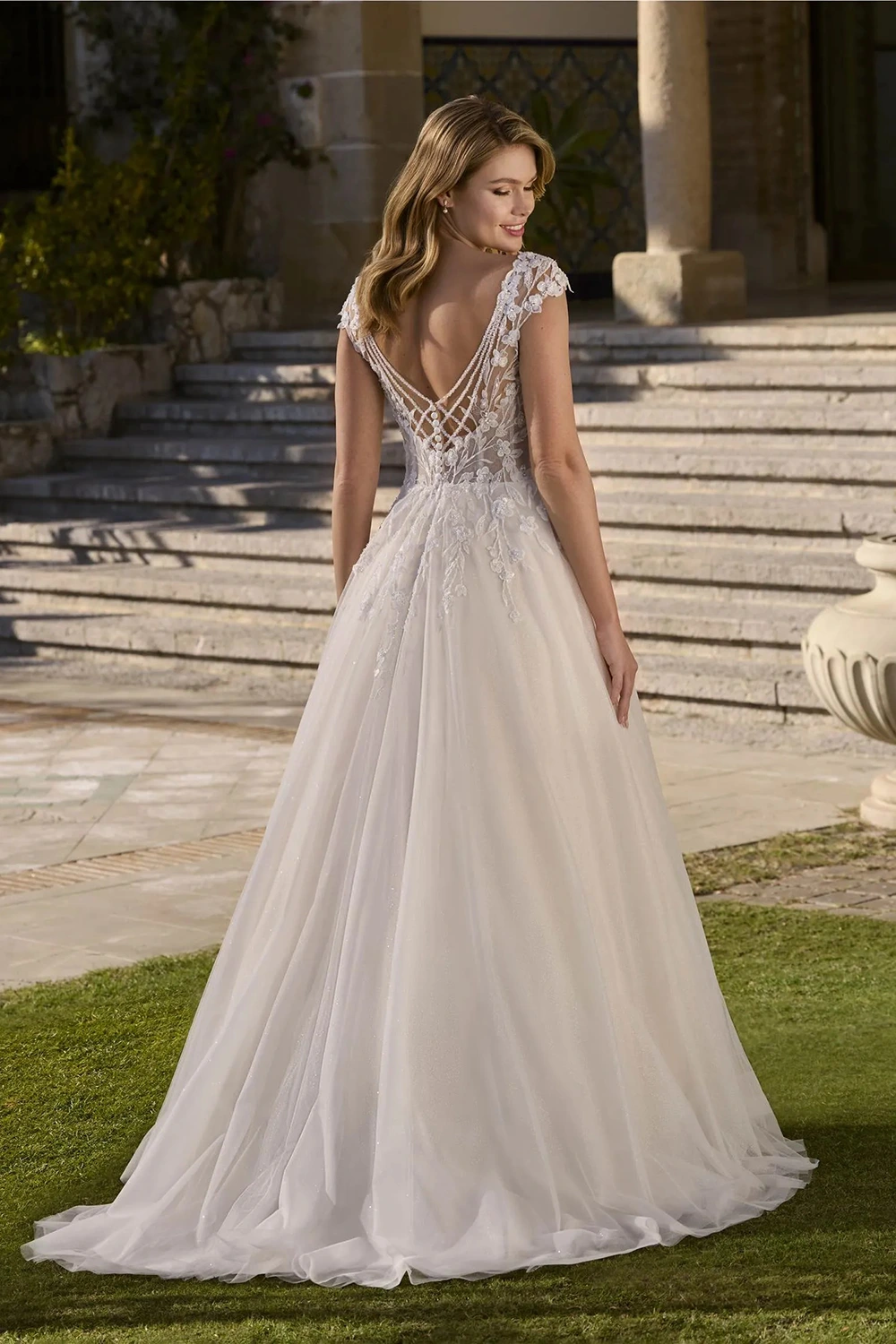 Brautkleid Modell Borage von Ladybird – Rückenansicht