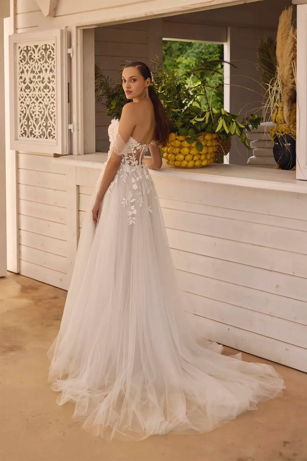 Brautkleid Modell Greyson von Modeca – Rückenausschnitt